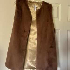 Nordstrom Rack Faux Fur Vest in Rich Brown